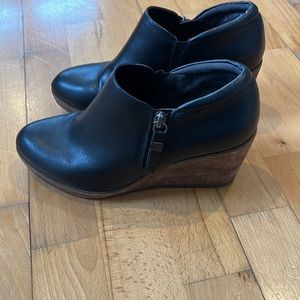 Dr Scholls black wood wedges boots Womens 8.5